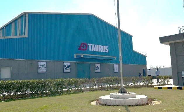 Fábrica da Taurus na Índia