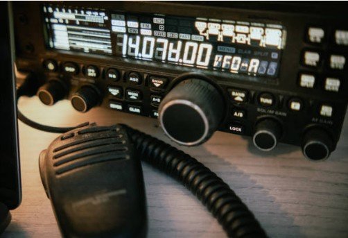 Anatel simplifica regras para fortalecer o radioamadorismo no Brasil