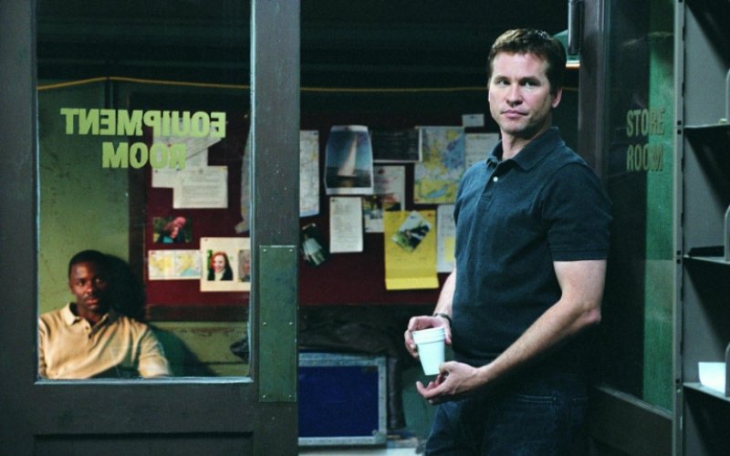 Ator que morreu em 2025 estrelará novo filme por meio do uso da IA