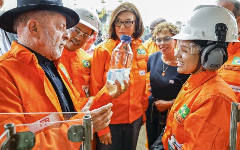 Lula defende criação de reserva estratégica de combustíveis | abc+