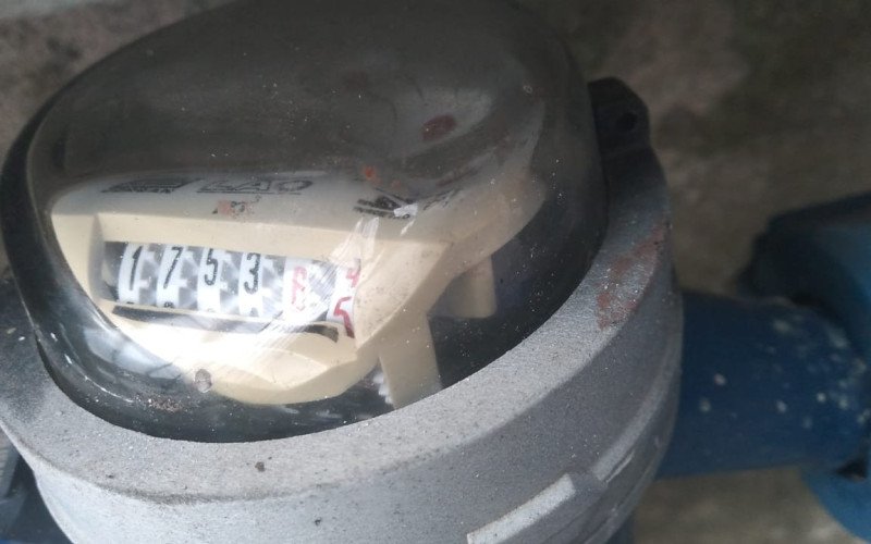 De R$ 300 a R$ 17 mil: Conta de &aacute;gua surpreende cliente da Corsan em Canoas; companhia diz que resolveu