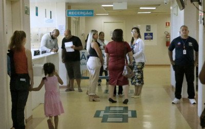 Programa Agora Tem Especialistas inicia mutirão de consultas, exames e cirurgias no Hospital Universitário