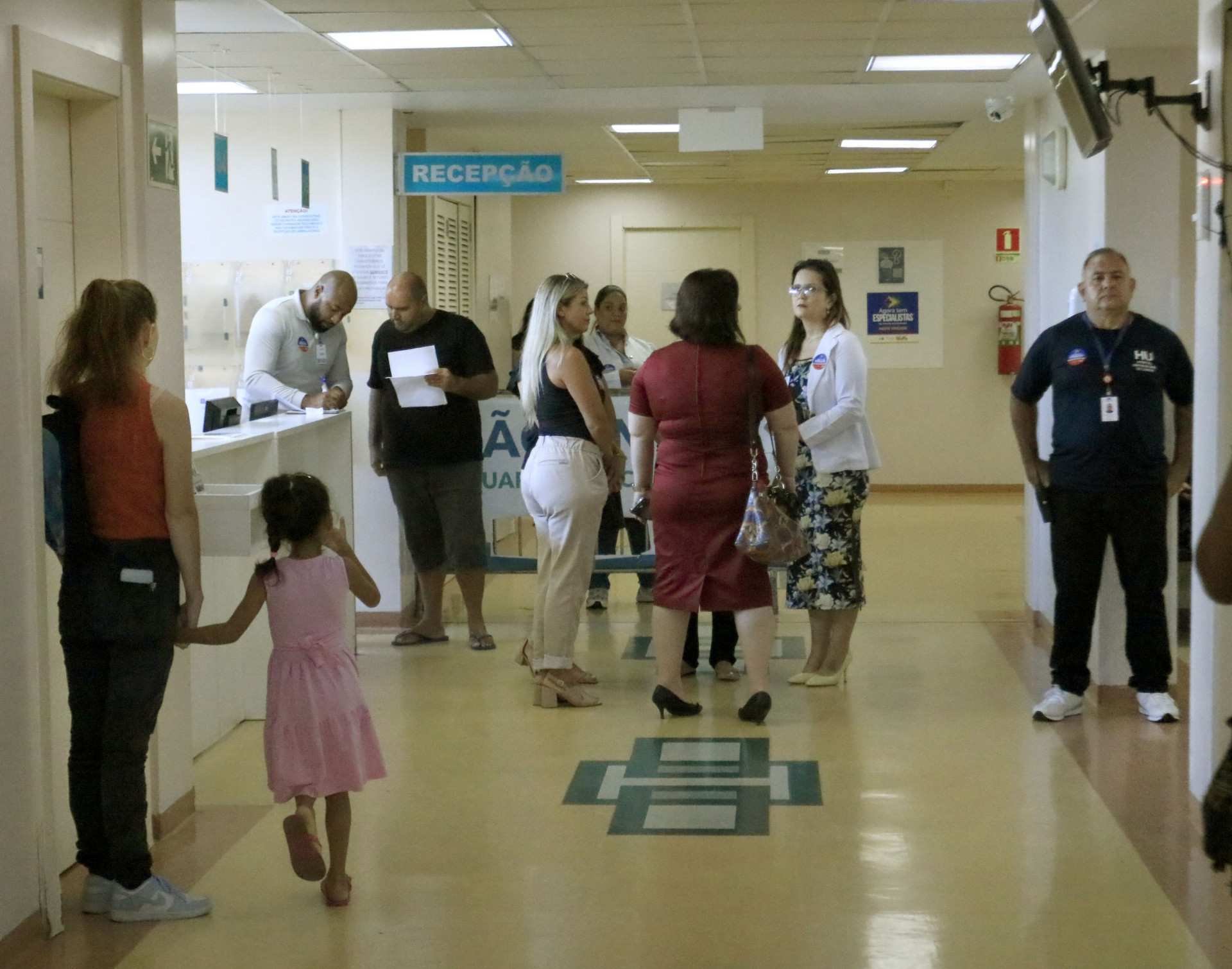 Programa Agora Tem Especialistas inicia mutir&atilde;o de consultas, exames e cirurgias no Hospital Universit&aacute;rio