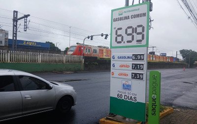 "Ainda não faltou": preço chega a quase R$ 7 o litro da gasolina em alguns postos de Canoas