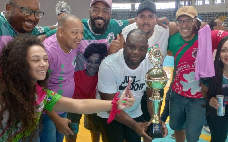 Acadêmicos Verde e Rosa é a campeã do Carnaval 2026 de São Leopoldo