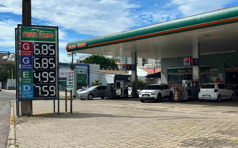 Preço da gasolina em Novo Hamburgo nesta segunda-feira (23) | abc+