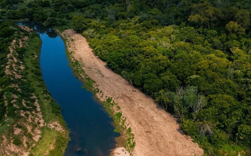 Retirada de sedimentos amplia vazão da água dos arroios | abc+