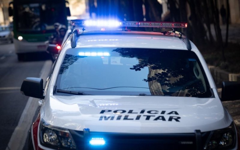 Crianças de 6 e 4 anos são encontradas mortas dentro de carro em SP