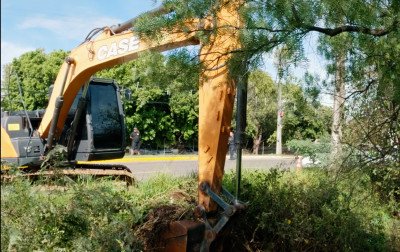 Desassorear RS inicia serviço na rua Berto Círio em Canoas
