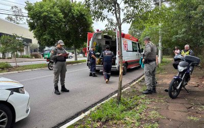 Motociclista ferida aguarda 40 minutos por socorro após acidente em Novo Hamburgo