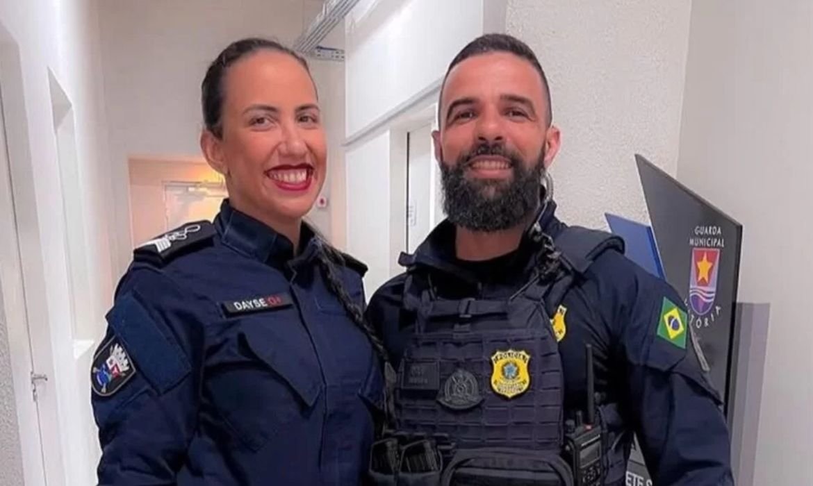 Primeira mulher a ocupar cargo de comandante da GM de Vitória é morta a tiros pelo namorado
