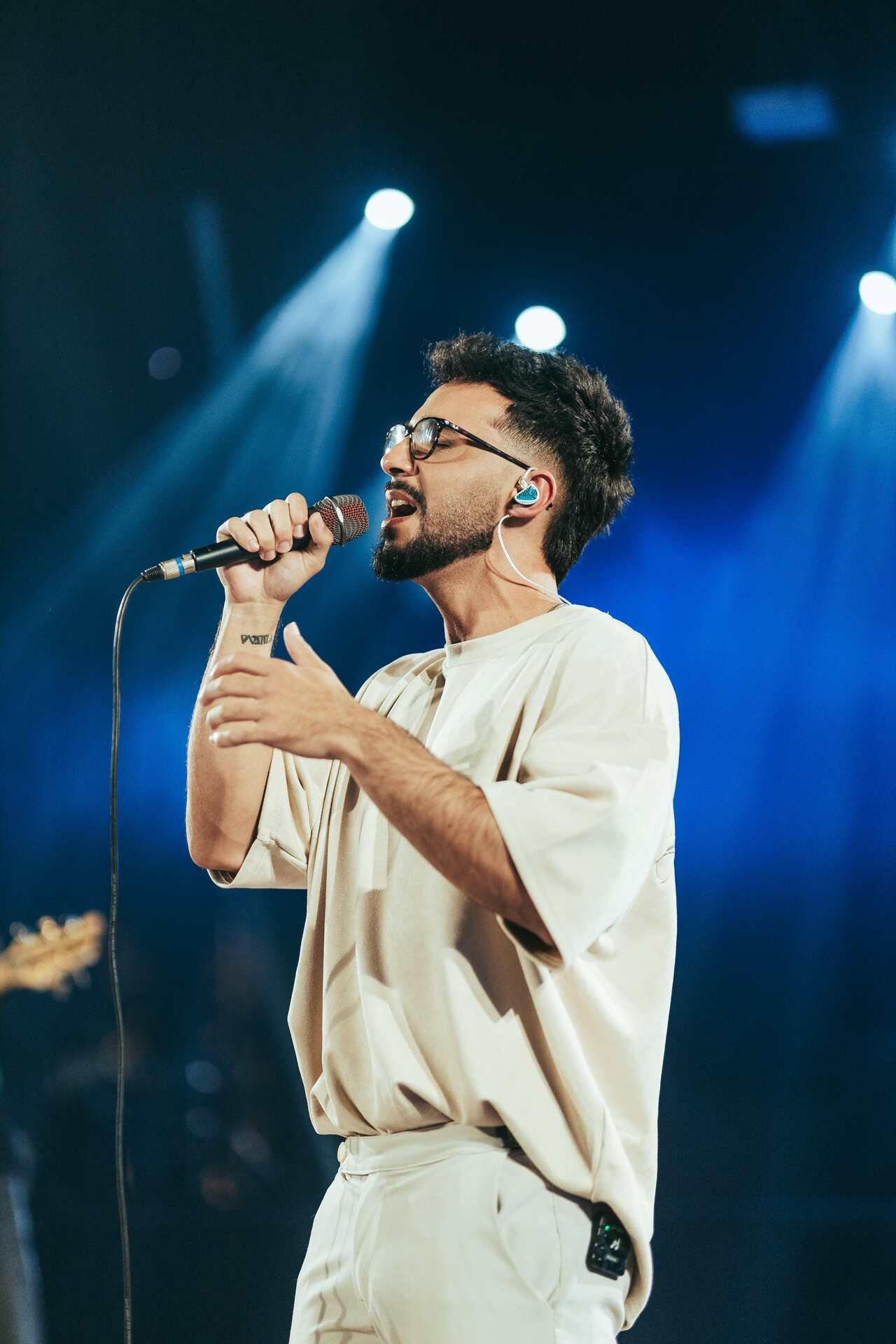 Após superar doença na infância, cantor gospel de Estância Velha lança primeiro single