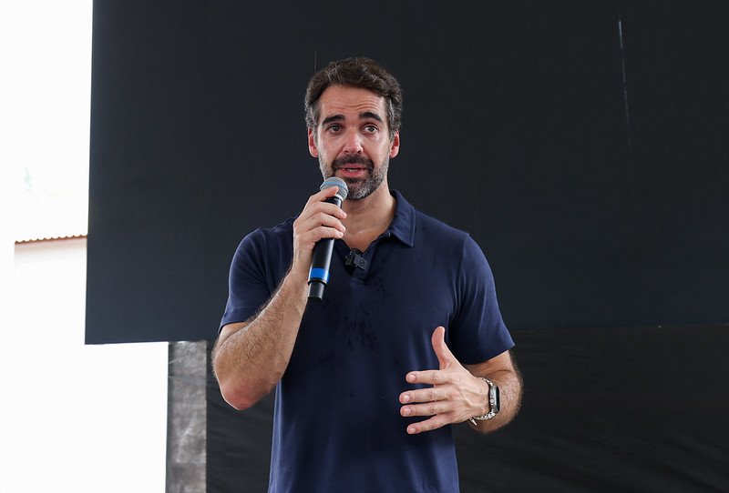 Leite ou Caiado? Governador do RS afirma que escolha de candidato à Presidência será decisiva para identidade do PSD