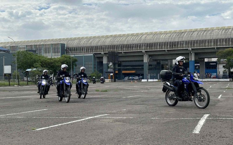 Curso promovido pela Guarda Municipal de Novo Hamburgo forma agentes de diferentes cidades do RS e até de Santa Catarina para realizar o patrulhamento com motos