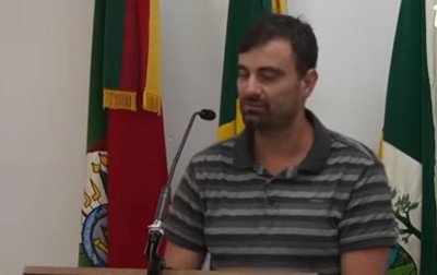 "Desproporcional e descabido", diz Prefeitura após vereador chamar prefeita de "bruxa"