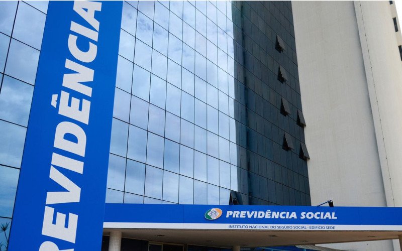 Vítimas de descontos indevidos do INSS têm mais 90 dias para contestar | abc+