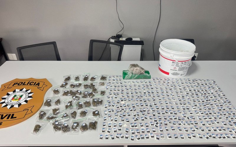 Criminosos mudam de local, mas operação desarticula novo depósito e ponto de distribuição de drogas em Canela
