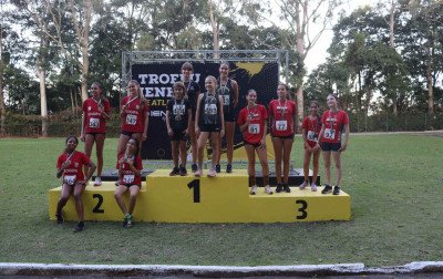 Troféu IENH de Atletismo movimenta centenas de jovens do Estado