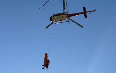 VÍDEO: Homem cai de 18 metros e precisa de resgate aéreo