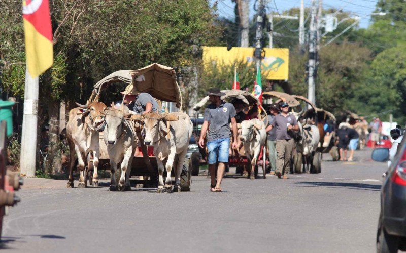 Carreteada de Lomba Grande reúne cerca de 350 carretas e 3 mil pessoas na edição de 2026