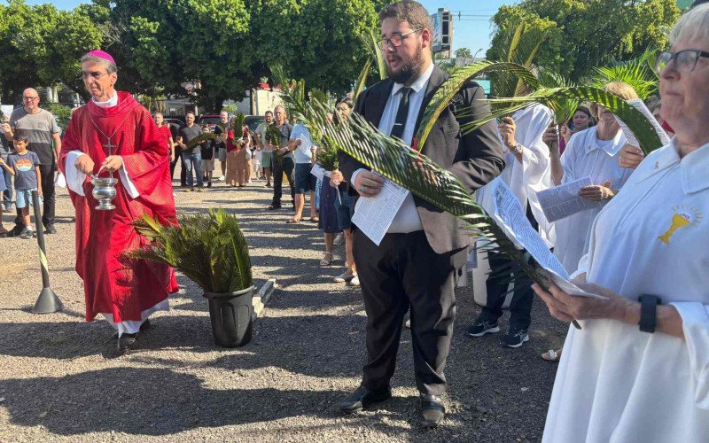 Procissão de Domingo de Ramos na Catedral são Luiz Gonzaga | abc+