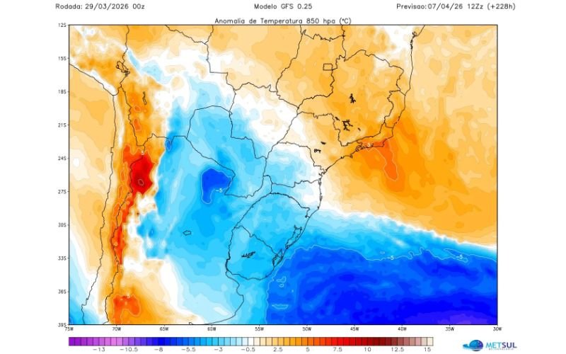 Mapas mostram as projeções dos modelos matemáticos para o final da primeira semana de abril e o começo da segunda semana