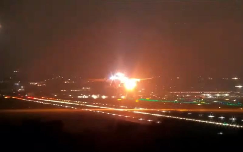 Motor de avião explode após decolagem no Aeroporto de Guarulhos | abc+