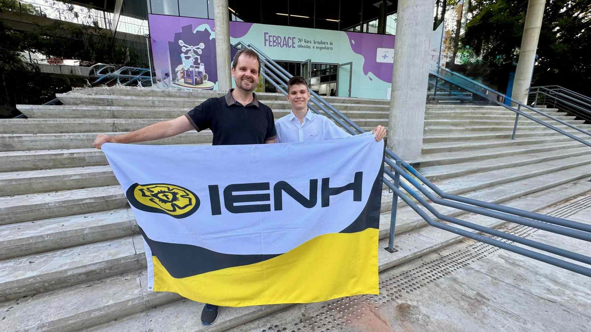 IENH impulsiona a inicia&ccedil;&atilde;o cient&iacute;fica e transforma ideias em projetos premiados