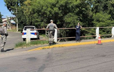 Identificado homem encontrado morto dentro de arroio no bairro Canudos