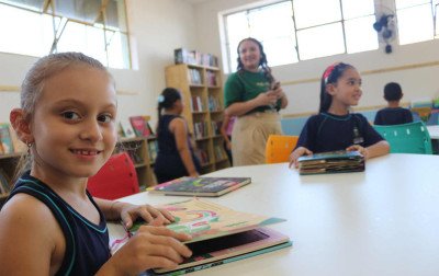 "Recebemos um presente": projeto Bi-Bi - Biblioteca Itinerante amplia o acesso à leitura em Canoas