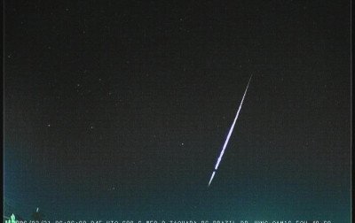 VÍDEO: Queda de meteoro ilumina o céu do RS; assista