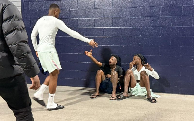 Bastidores do amistoso Brasil x França, em Boston, nos Estados Unidos | abc+