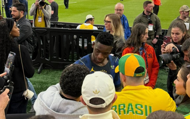 Bastidores do amistoso Brasil x França, em Boston, nos Estados Unidos | abc+