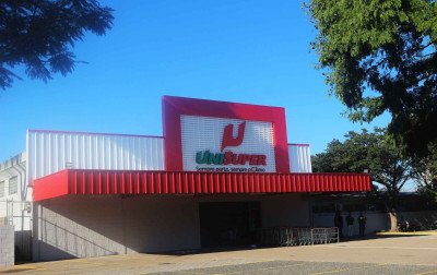 "Maior e mais bonito": UniSuper abre nova loja, com amplo estacionamento, no bairro Rio Branco, em Canoas