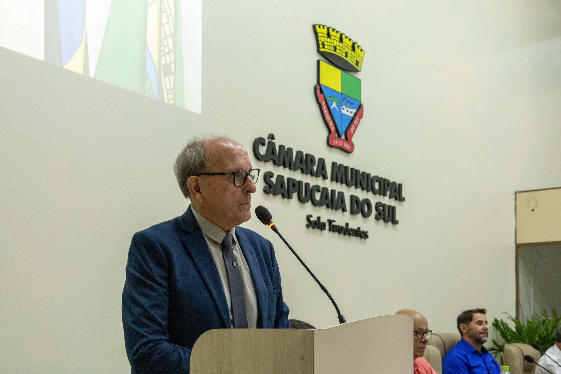 Nestor Bernardes assume o cargo de prefeito de Sapucaia do Sul