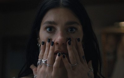 Algo Horrível vai Acontecer: Conheça a nova série que transforma casamento em conto de terror