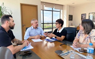 São Leopoldo firma convênio que pretende agilizar oferta de consultas e cirurgias no município