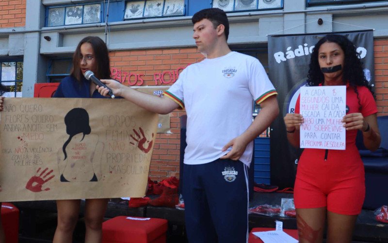 O trabalho de Yasmin, Igor e Kauany tinha o prop&oacute;sito de gerar n&atilde;o apenas impacto, mas tamb&eacute;m reflex&atilde;o