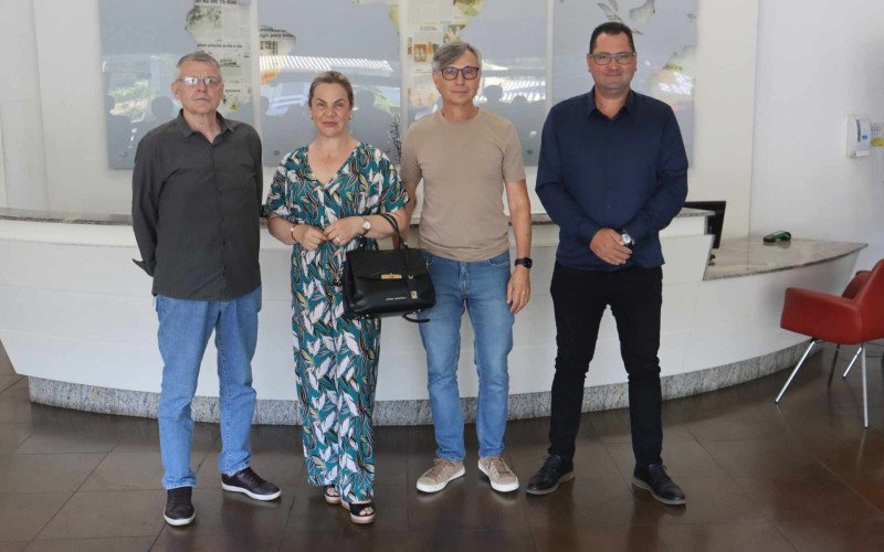 Fleck, Aline, Paulo Luvizon (Diretoria de Eventos) e Crippa | abc+