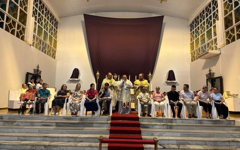 Missa ocorreu na Par&oacute;quia Santa Teresinha, em Campo Bom
