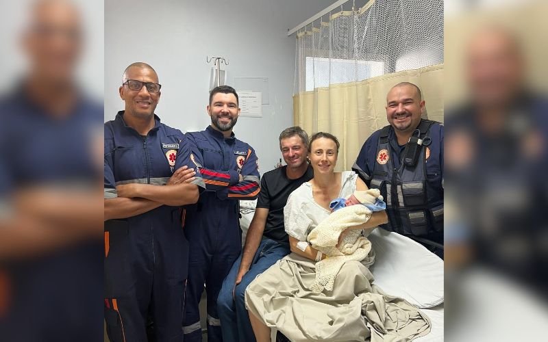 Bebê nasce em ambulância do Samu a caminho do hospital