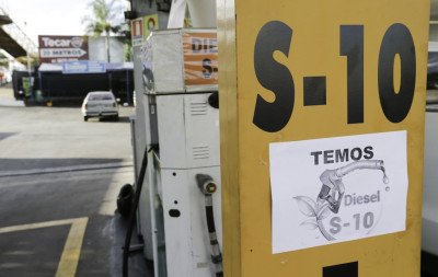 Pacote para conter alta dos combustíveis inclui subsídios e isenções; entenda