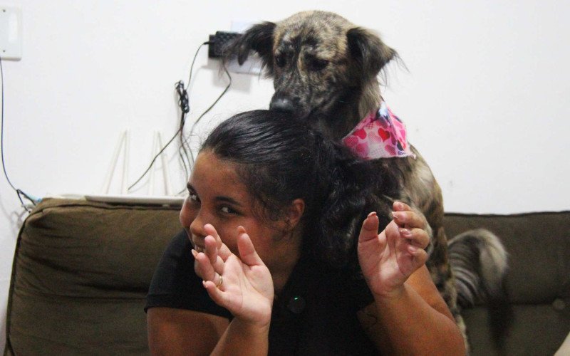 Thamyres comemora o reencontro com Princesa