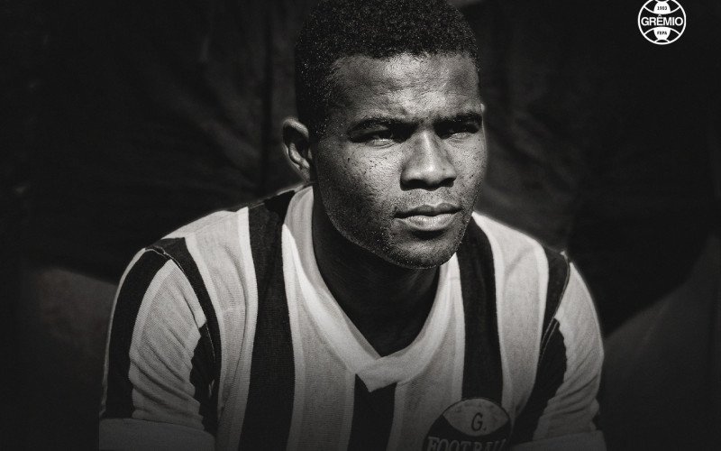 Juarez Teixeira atuou pelo Tricolor entre 1955 e 1962 | abc+