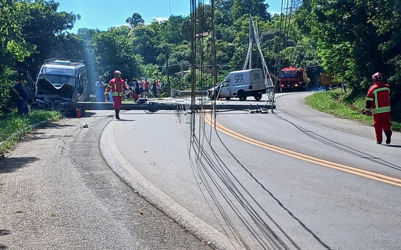 Acidente aconteceu na Avenida Presidente Lucena (VRS-865) no caminho a Picada Café | abc+