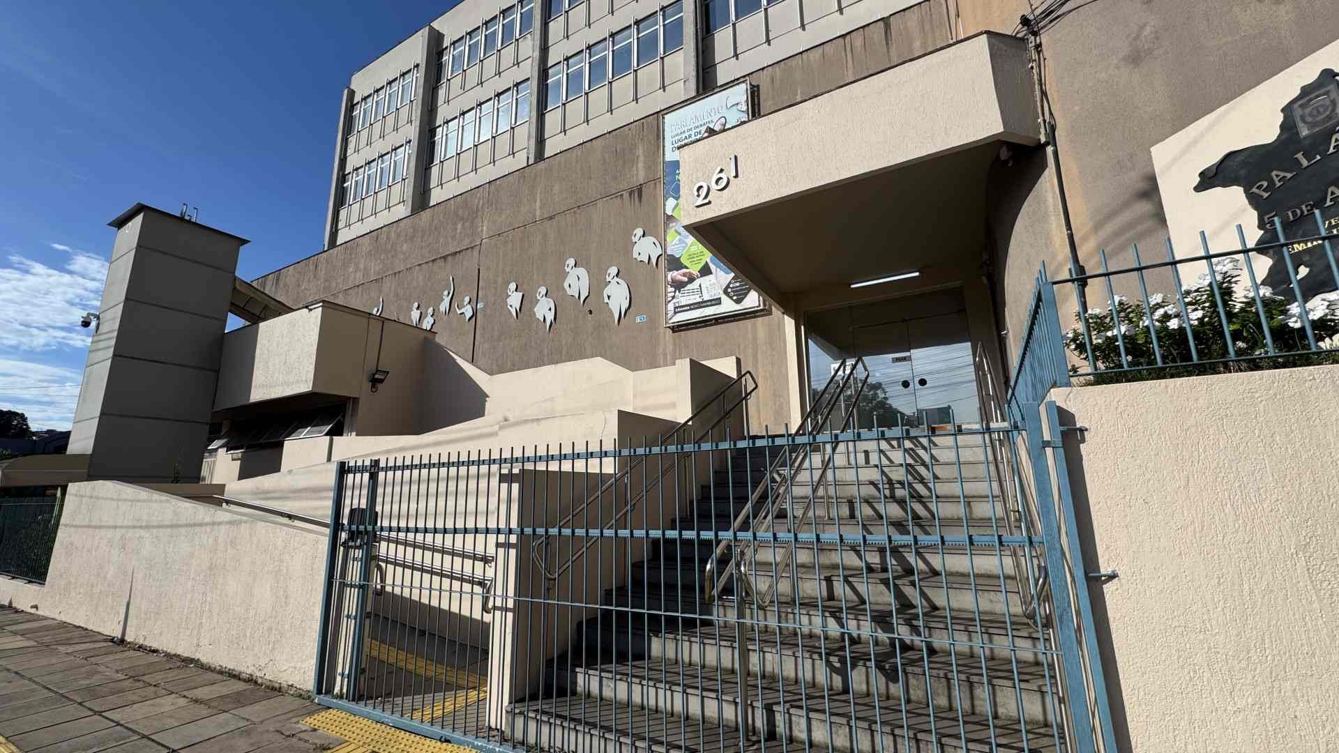 Feriado de emancipação foi no domingo, mas Câmara de Vereadores de Novo Hamburgo teve folga na segunda-feira