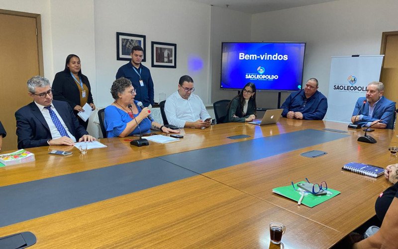 Prefeitura e Ceprol se reúnem para negociar campanha salarial