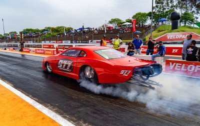 Competição de arrancada reúne os carros mais rápidos da América Latina no Autódromo FuelTech Velopark
