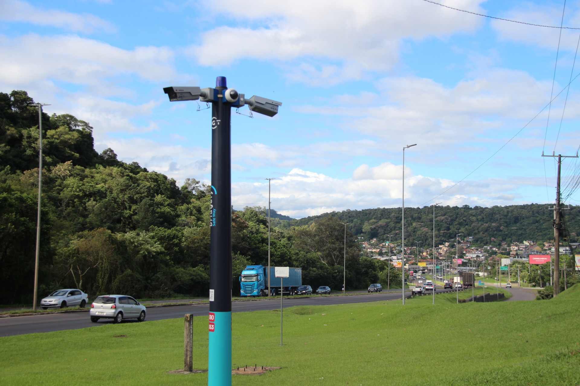 Feevale firma parceria com Prefeitura para ampliar cercamento eletr&ocirc;nico em Novo Hamburgo