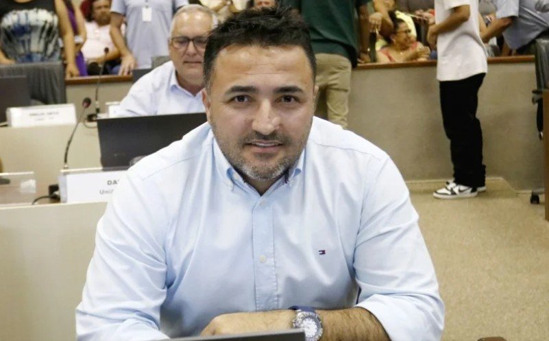 O vereador Rodrigo D'Ávila é alvo de denúncia protocolada no Legislativo de Canoas | abc+